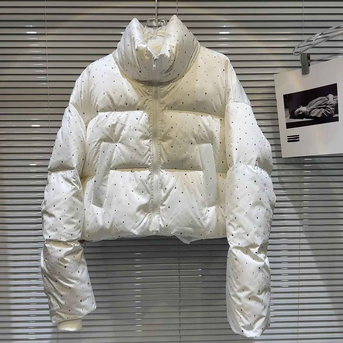 Winter Women Old Money Vintage Padded Jacket Rhinestone Puffer Jacket Stand Collar Outwear Old Money Thick Warm Luxury Aesthetic
