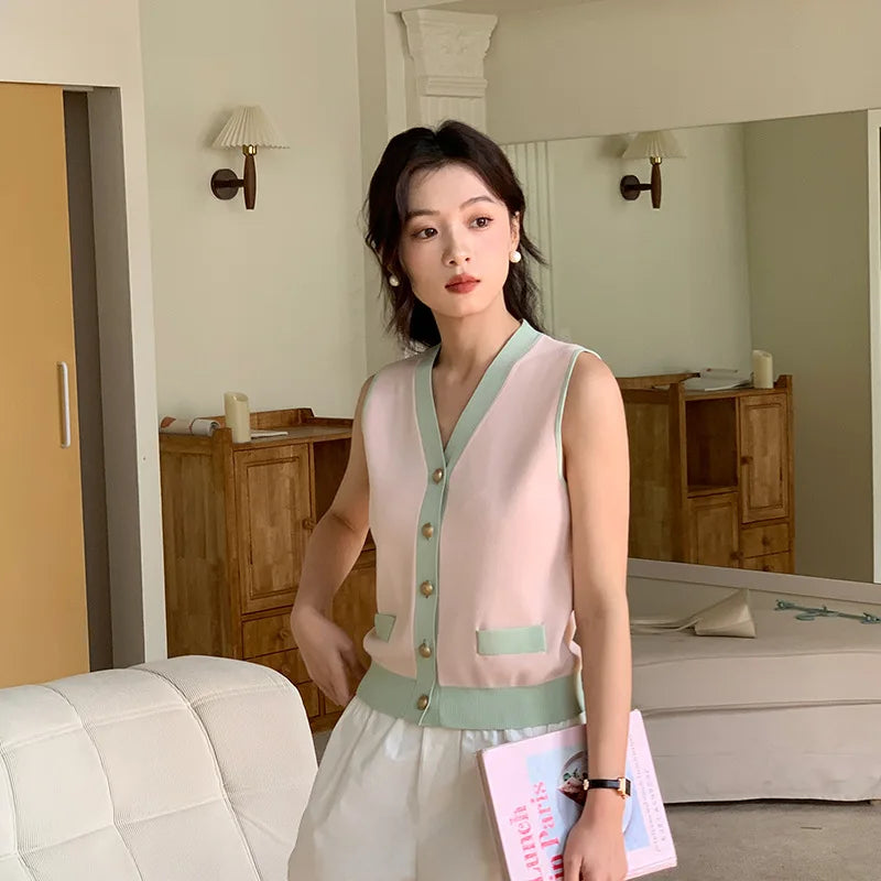 V-neck Classic Vest Women‘s 2025 Spring/Summer Viscose Basic Butoon Up Tank Outfit Women Clothes Old Money Top Good Quality