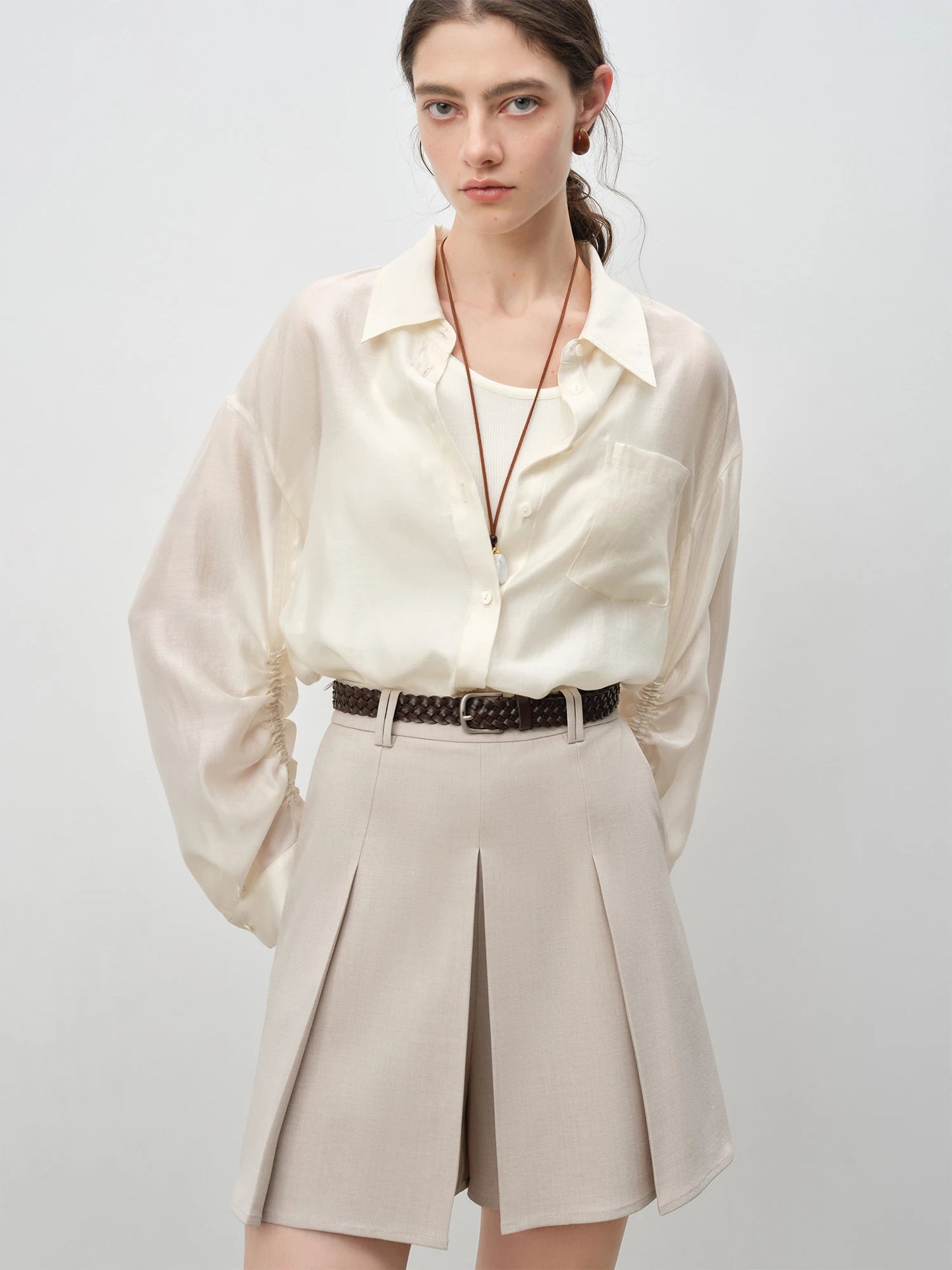 ZIQIAO Minimalist Style Old Money Simple Short Skirt Shorts Women 2025 Summer New High Waist Slim Casual Shorts 25ZQ92105