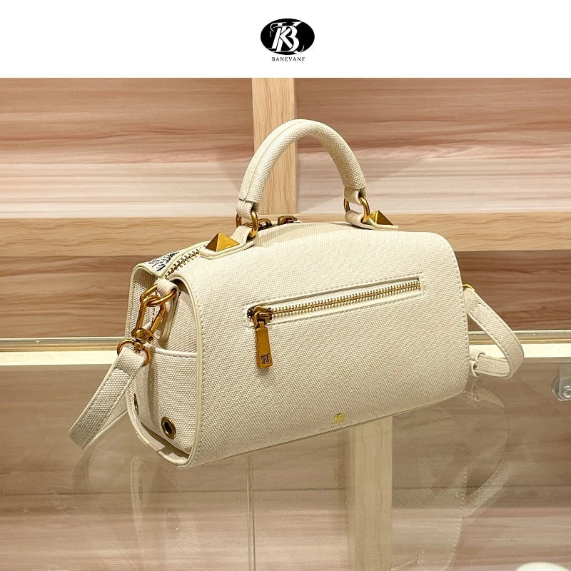 Ladies Embroidery Handbag Fashion Hundred Crossbody Bag Wealthy Popular Shoulder Bag Boston Bag Pillow Shape PU Material