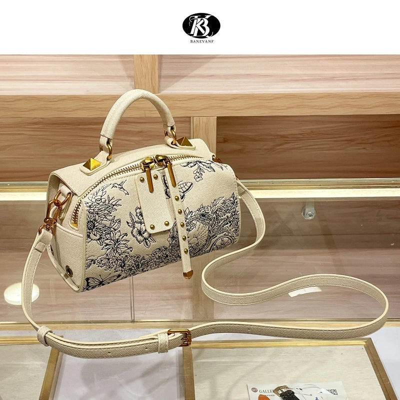 Ladies Embroidery Handbag Fashion Hundred Crossbody Bag Wealthy Popular Shoulder Bag Boston Bag Pillow Shape PU Material