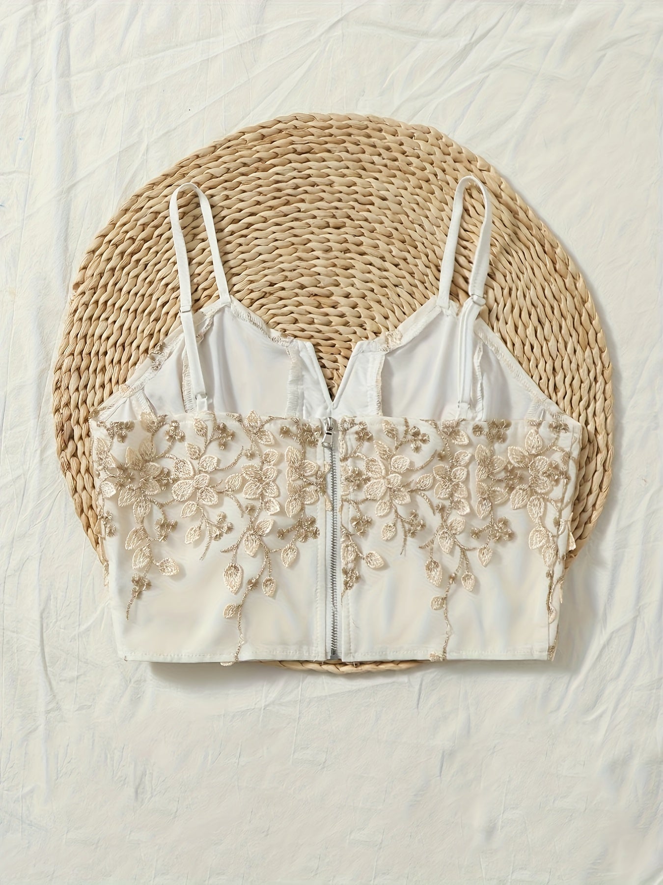 Vibrant Coquette Floral Embroidery V-Neck Slingback Tank Top - Elegant Summer Essential with Chain Details, Non-Stretch Polyester Fabric, Hand Wash Only, Solid Color Random Printing - Perfect for Young Women